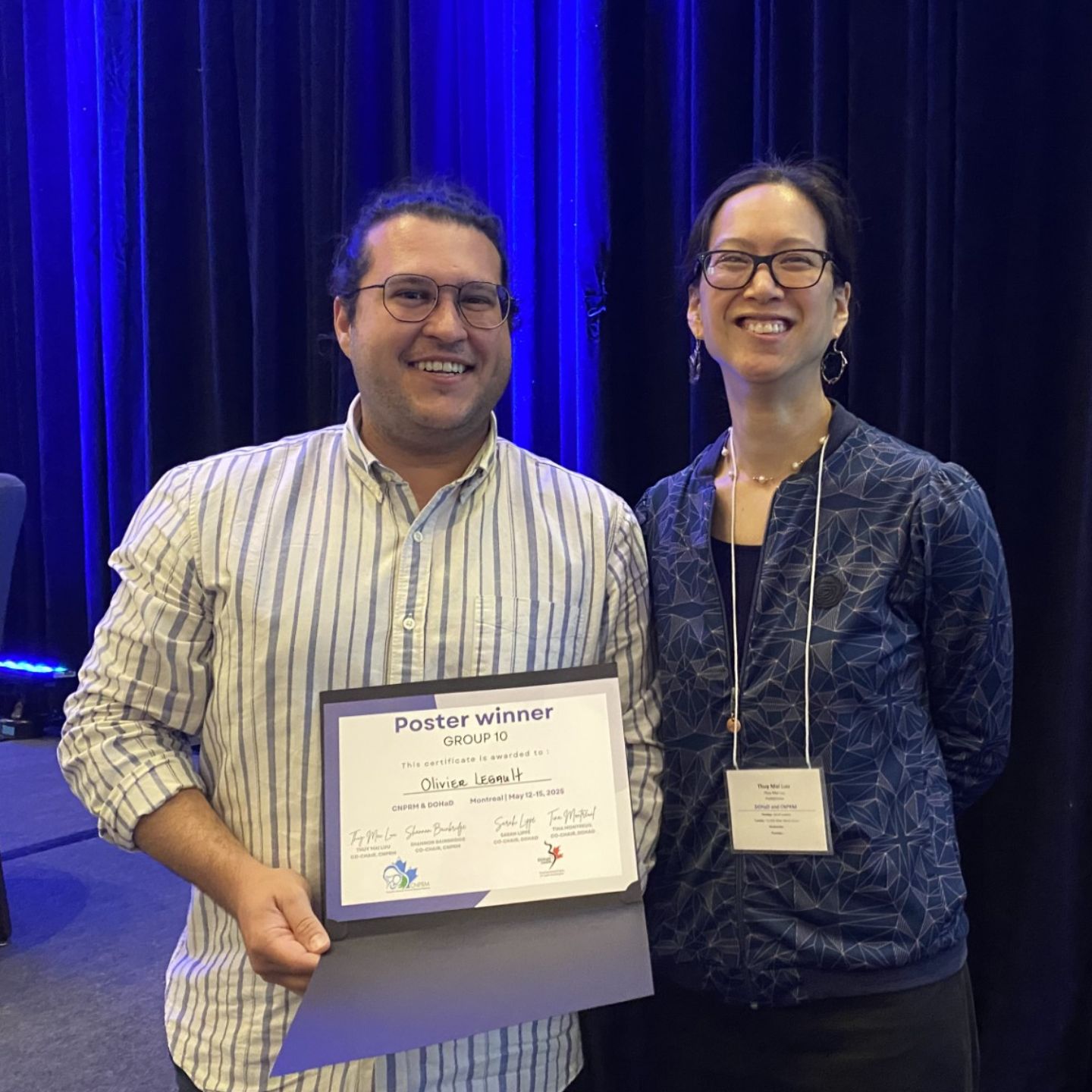 Réception du prix pour le meilleur poster au CNPRM 2025